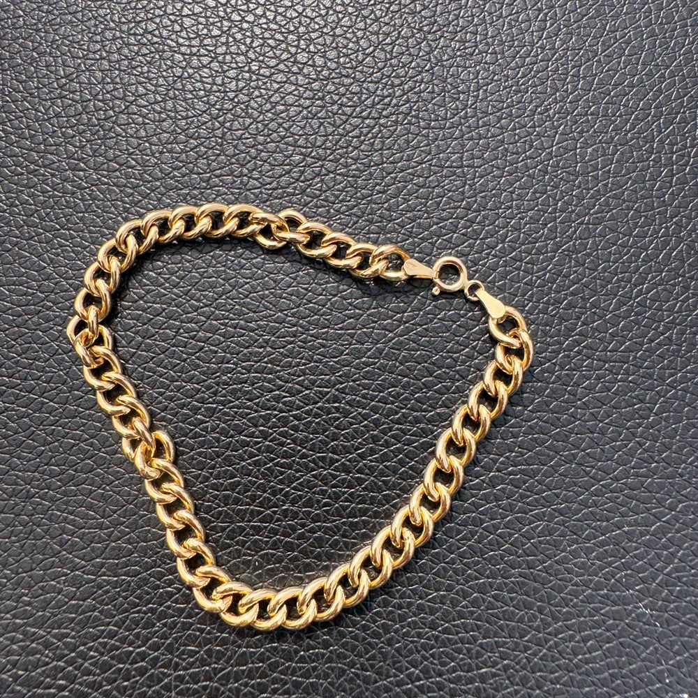 18K Real Gold Bracelet size 7  1/2